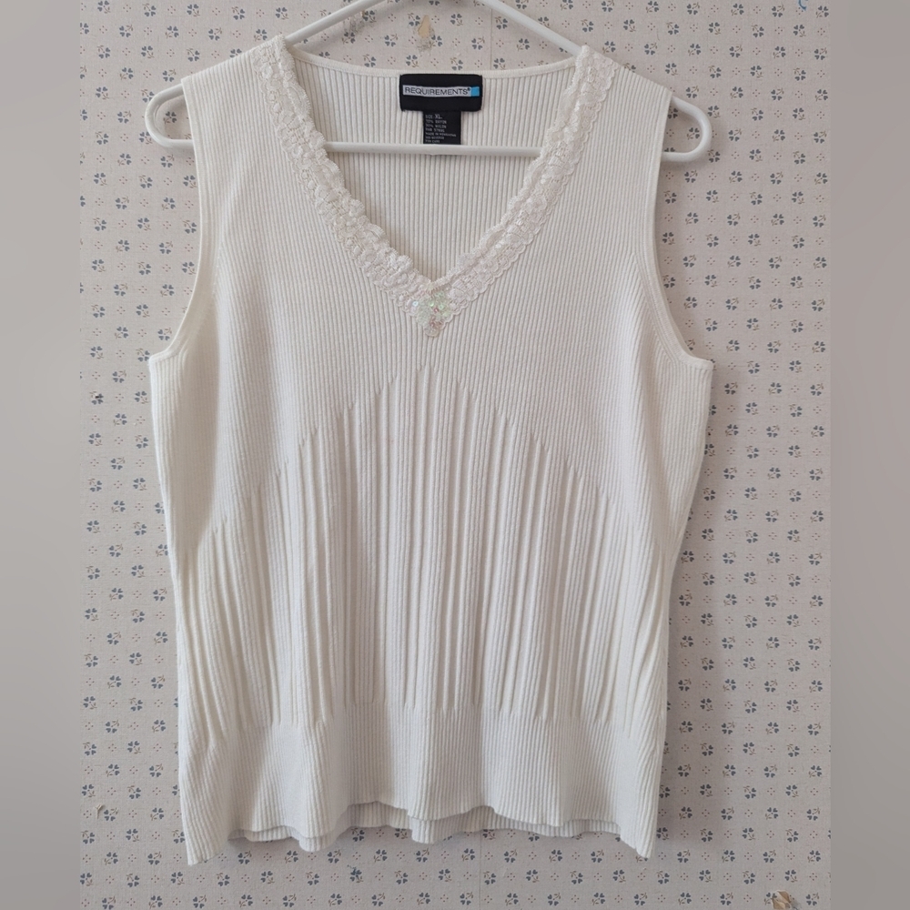 🤍 Vintage Y2K XL Baby Doll White Knit Sequins Sleeveless Top Requirements